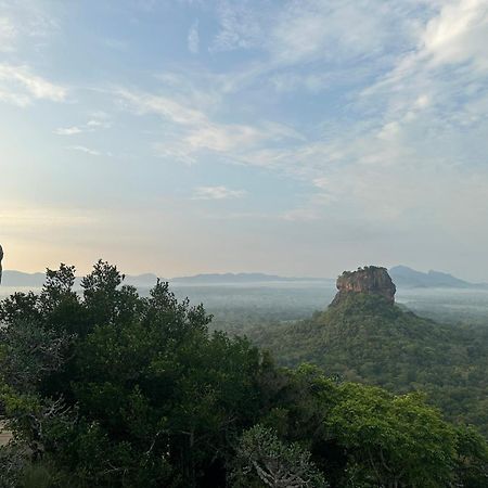 Sigiri Corridor Home Stay Sigiriya Ngoại thất bức ảnh